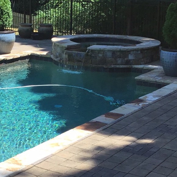 Meet your Posher, Mike - Picture 1 of 1